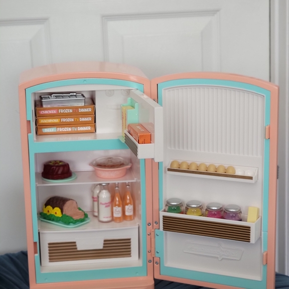 American Girl Mary Ellen's refrigerator and food set COMPLETE - Picture 5 of 12